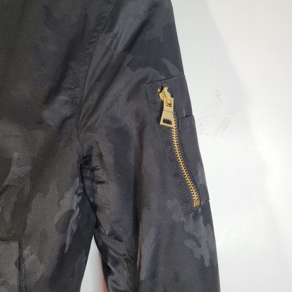 Womans NEO-I by Orobos Black Camo Reversable Bomber Jacket Size Small - Picture 8 of 15